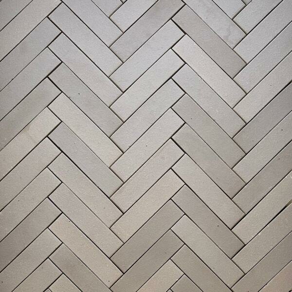 Camila ongetrommeld UWF 60