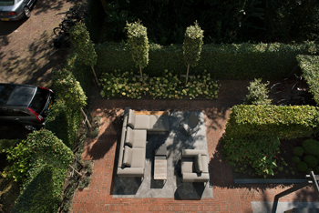 Bluestone bloktrede met anti-sliprand 100x35x15 cm Antraciet Sfeer 5 - Paviment.nl