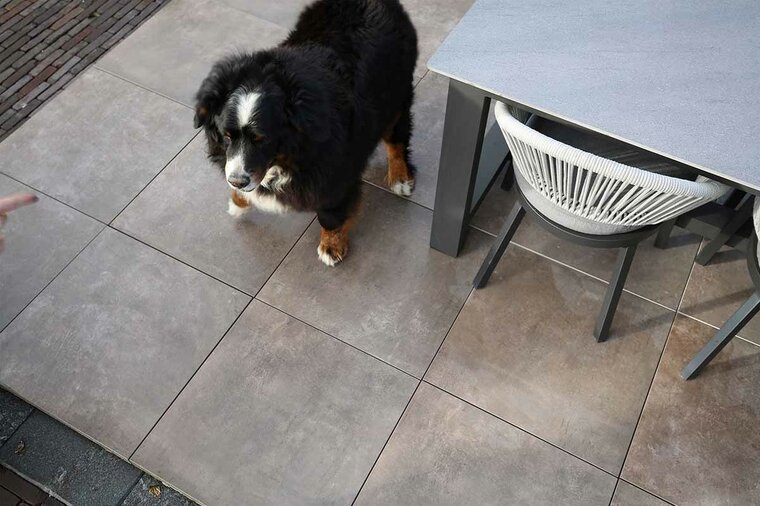 Cera4line Mento 60x60x4cm Concrete taupe sfeer