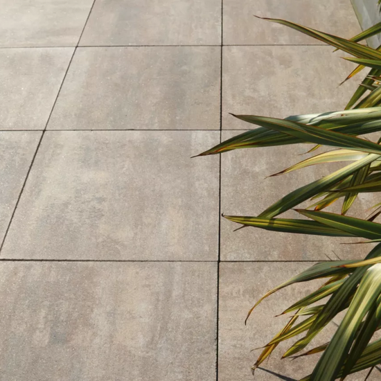 Furora+ 60x60x4,4 Light Bronze sfeer 2