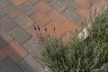 Tambour 30x20x6 cm Brons sfeer 2 - paviment.nl